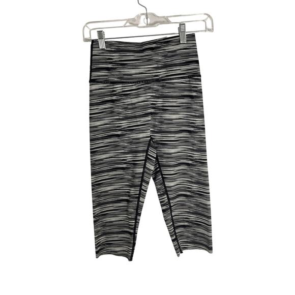 NWT Aerie Stripe High Rise Pilates Cyclist Gym Workout Lounge Cropped Leggings - Picture 1 of 6